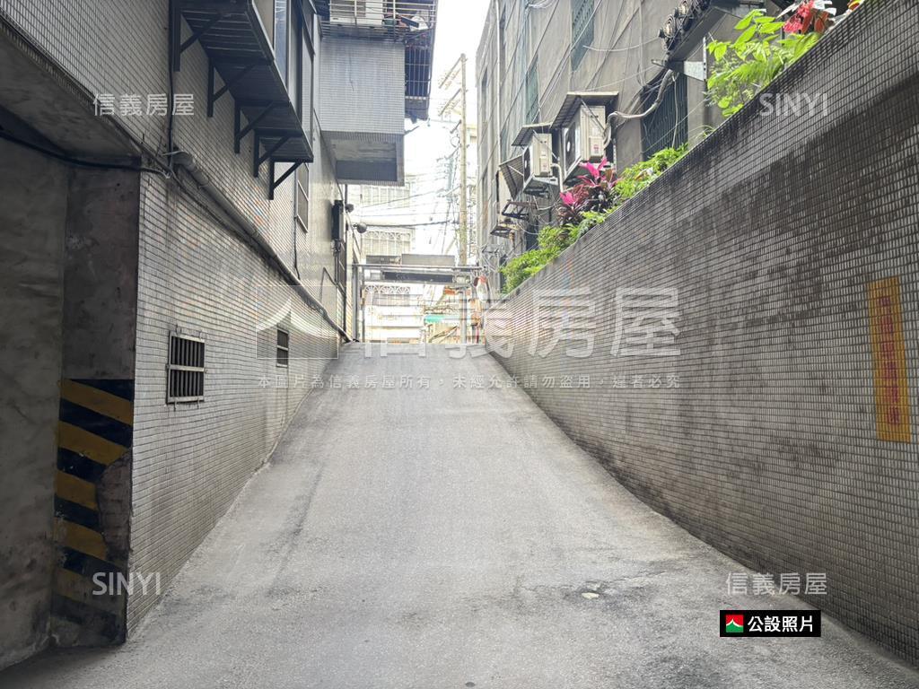 花園高樓帶車位三房房屋室內格局與周邊環境