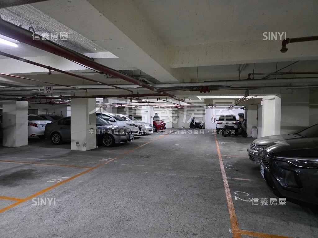 聖羅蘭大３房平車房屋室內格局與周邊環境