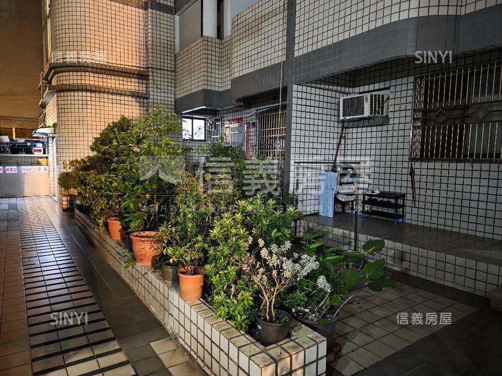 聖羅蘭大３房平車房屋室內格局與周邊環境