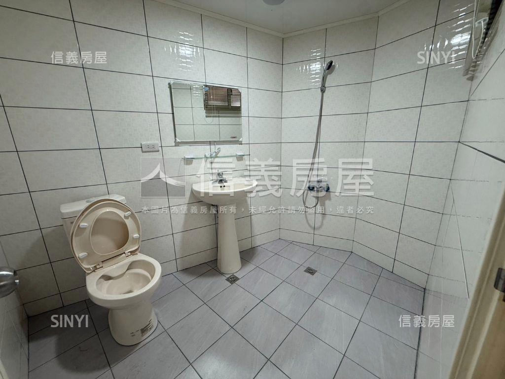 水湳近中央公園三房房屋室內格局與周邊環境