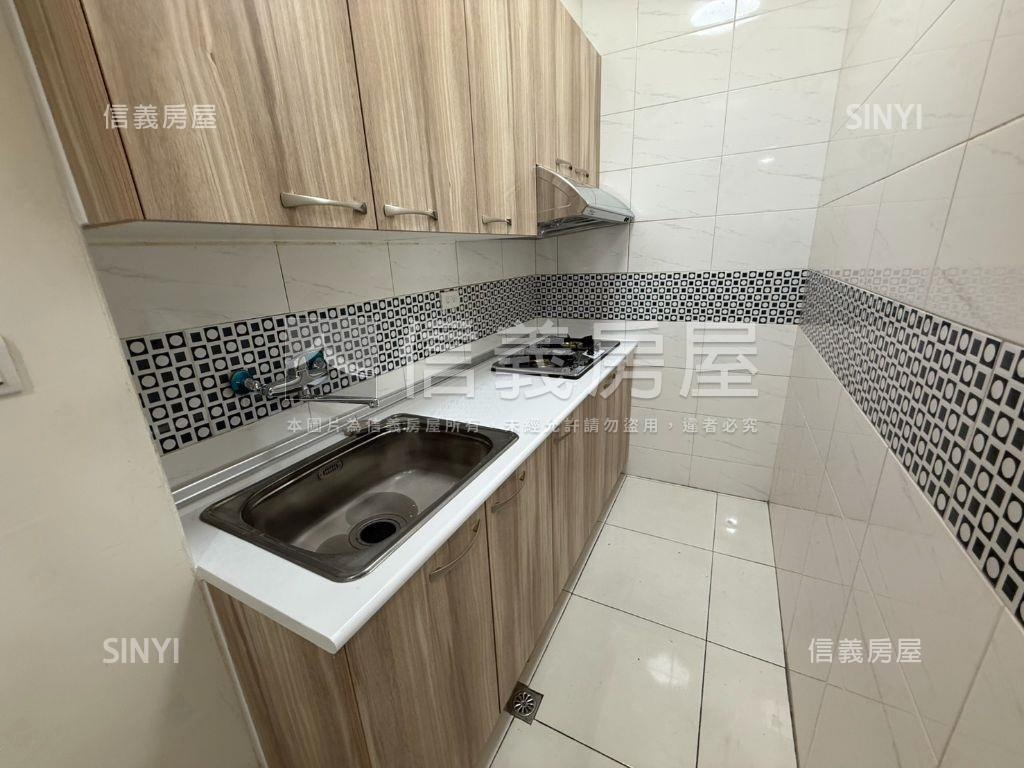 水湳近中央公園三房房屋室內格局與周邊環境