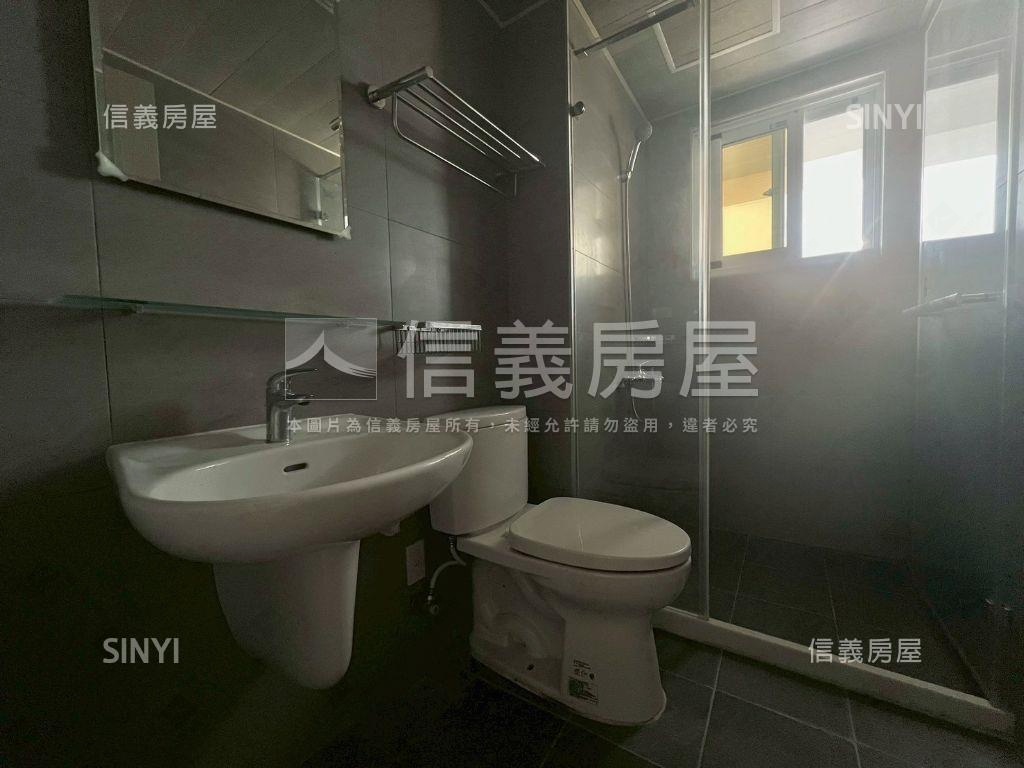 南科富境全新兩房車位房屋室內格局與周邊環境