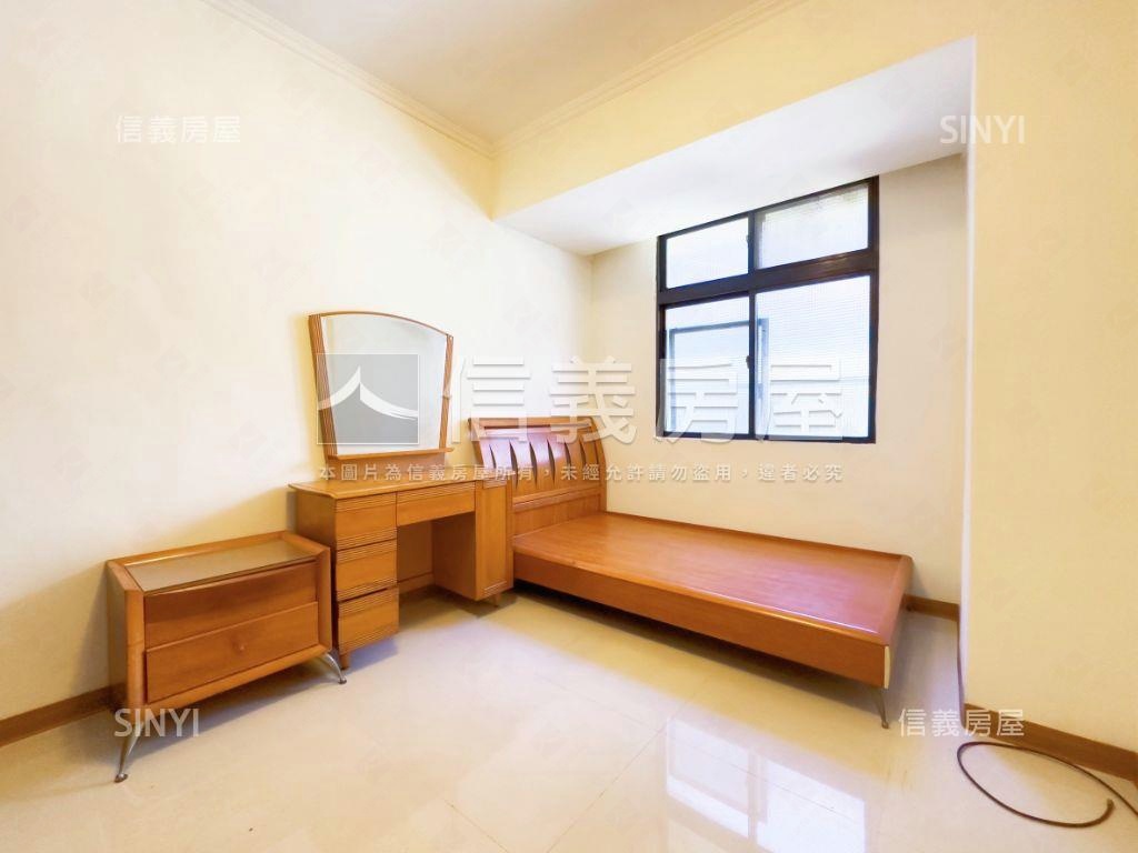 莊敬路樹梢三房房屋室內格局與周邊環境
