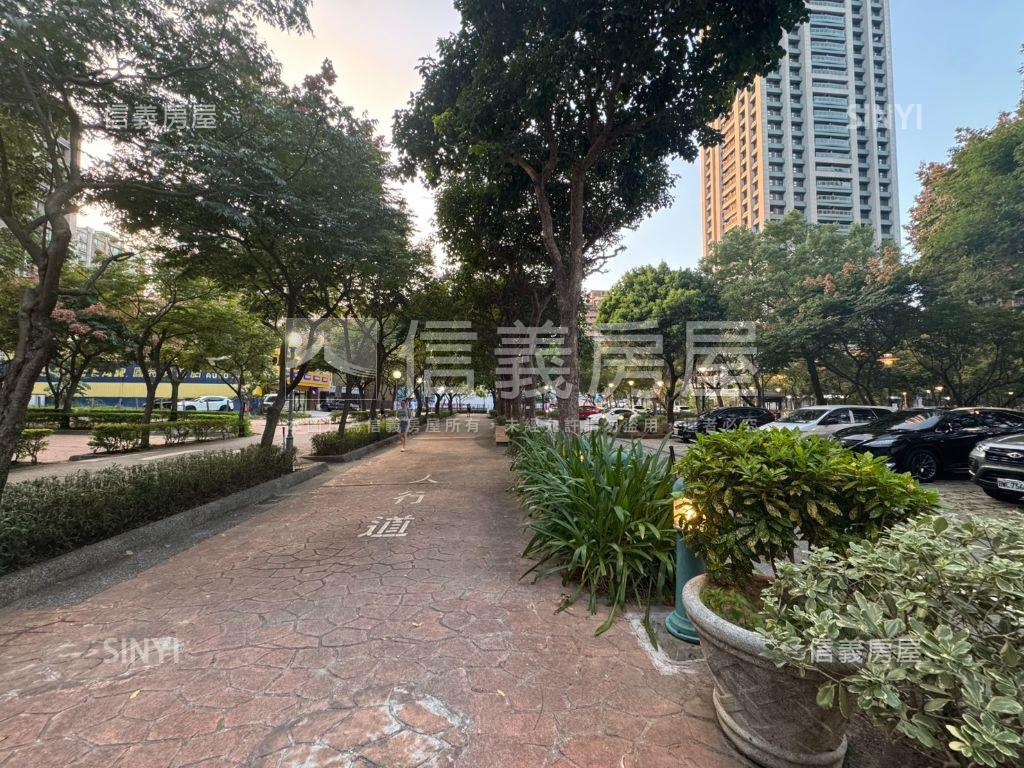 走進富貴公園進駐長耀里房屋室內格局與周邊環境