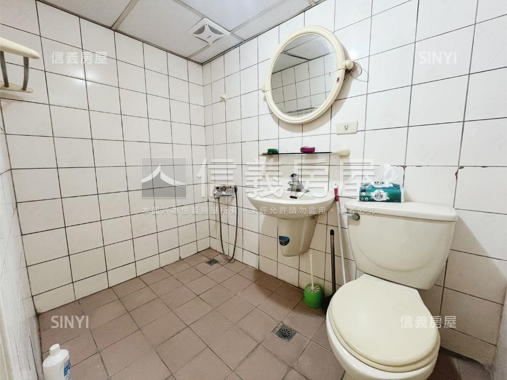 近漢神潭子三房車位視野宅房屋室內格局與周邊環境