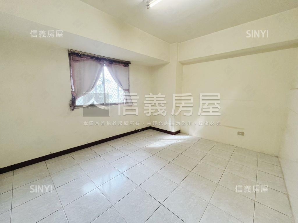 近漢神潭子三房車位視野宅房屋室內格局與周邊環境