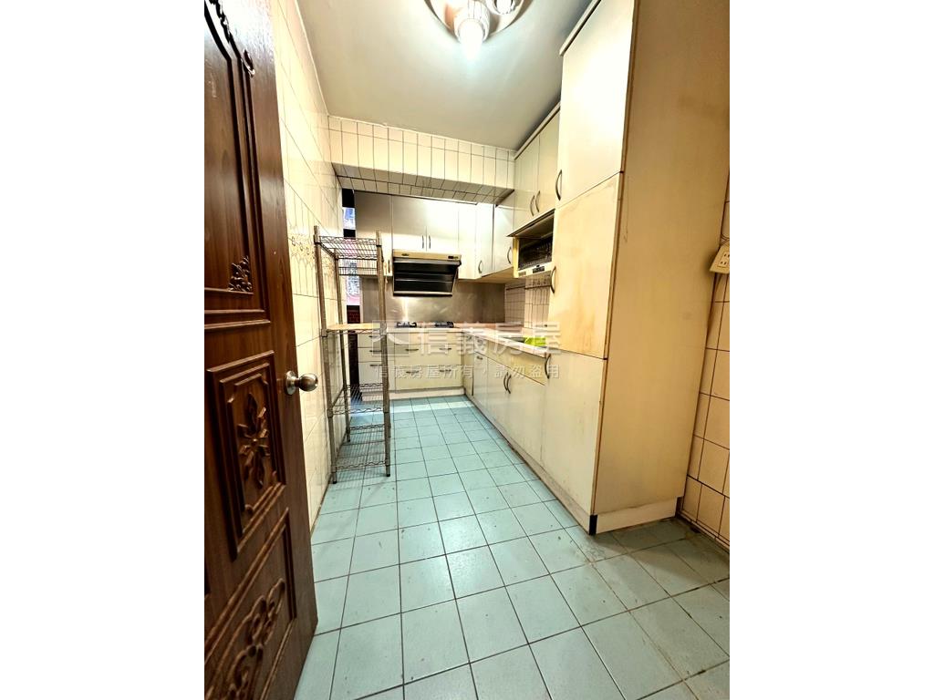 你要的松山路華廈房屋室內格局與周邊環境
