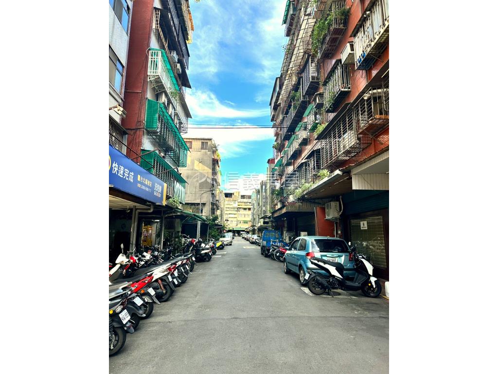 你要的松山路華廈房屋室內格局與周邊環境
