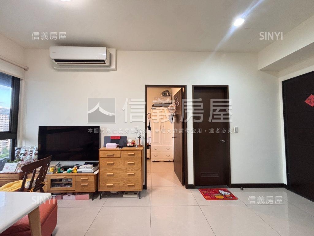 ＮＹ晴間˙景光２房車位房屋室內格局與周邊環境