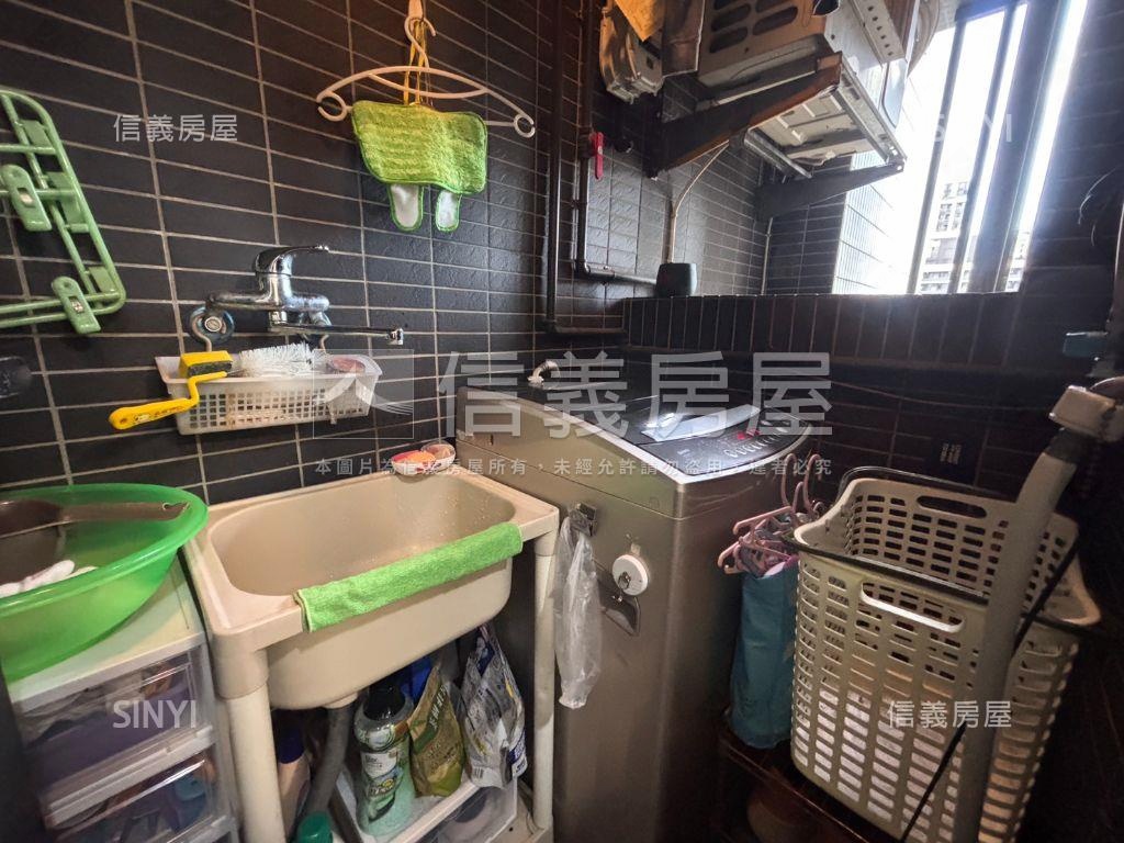 ＮＹ晴間˙景光２房車位房屋室內格局與周邊環境