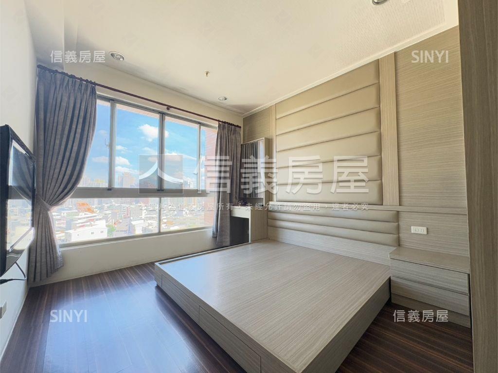 亞都高醫美景三房車位房屋室內格局與周邊環境