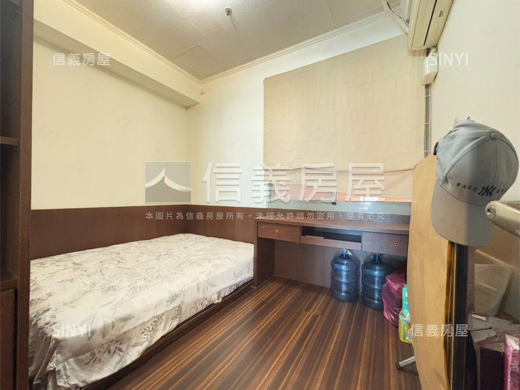 亞都高醫美景三房車位房屋室內格局與周邊環境