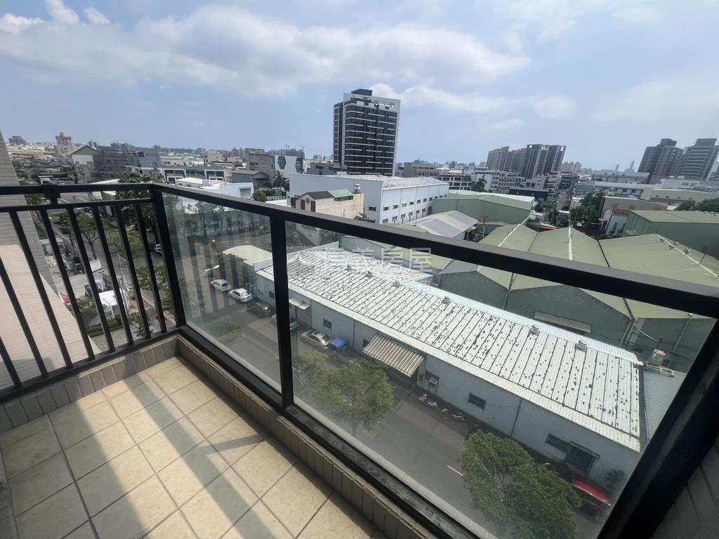 上河城屋況佳邊間三房平移房屋室內格局與周邊環境