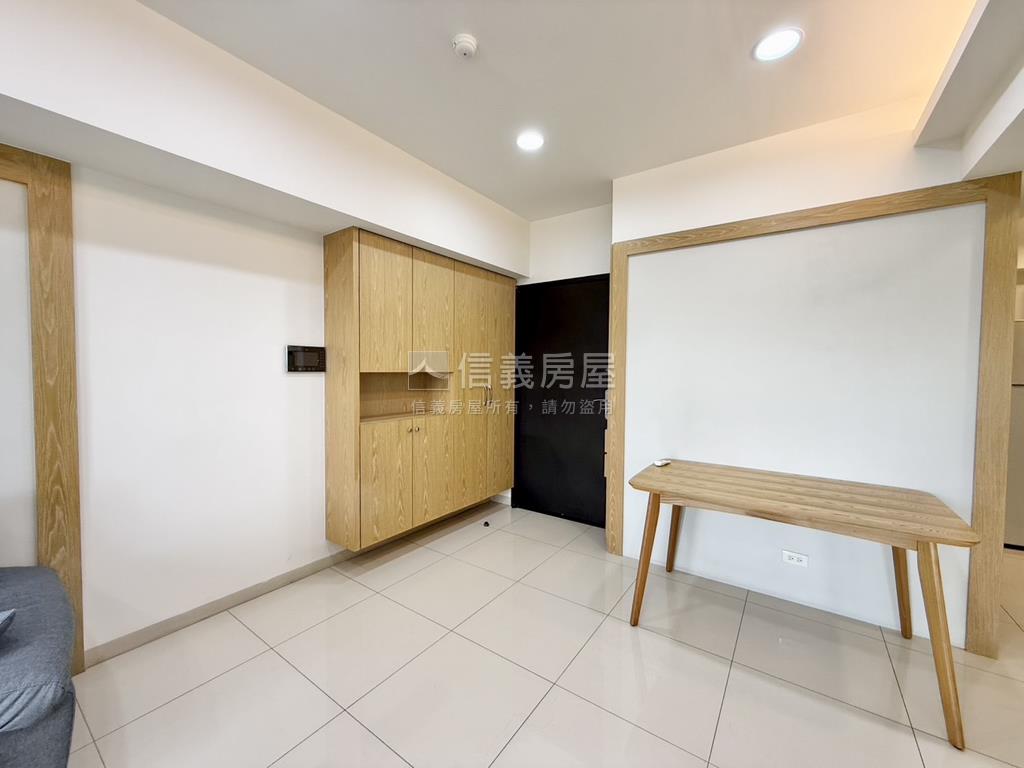 上河城屋況佳邊間三房平移房屋室內格局與周邊環境