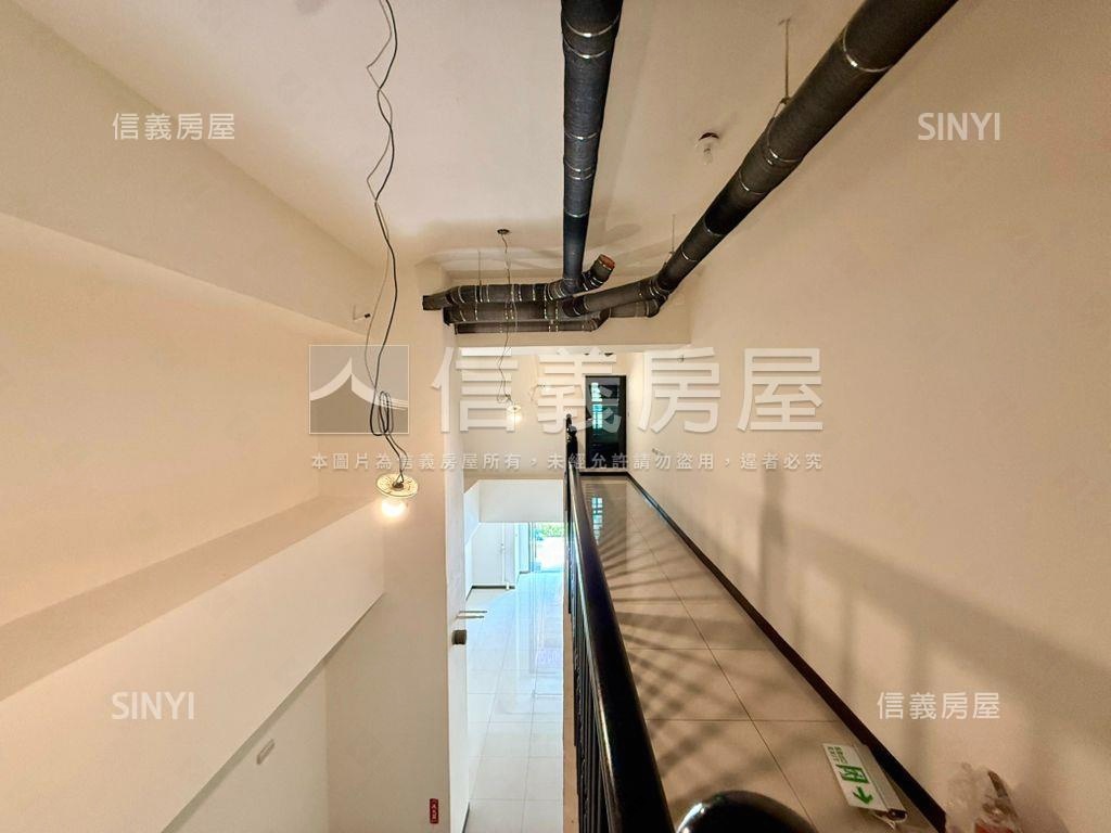 藍線捷運置產重劃雙店面房屋室內格局與周邊環境