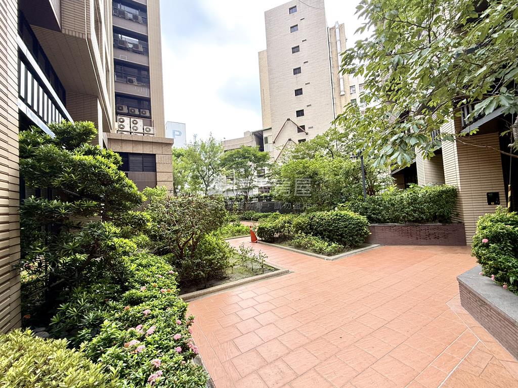 ❤️太子學院‧庭院大空間房屋室內格局與周邊環境
