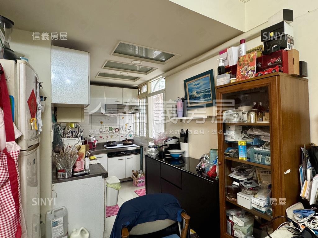 中和國小邊間四房美寓房屋室內格局與周邊環境