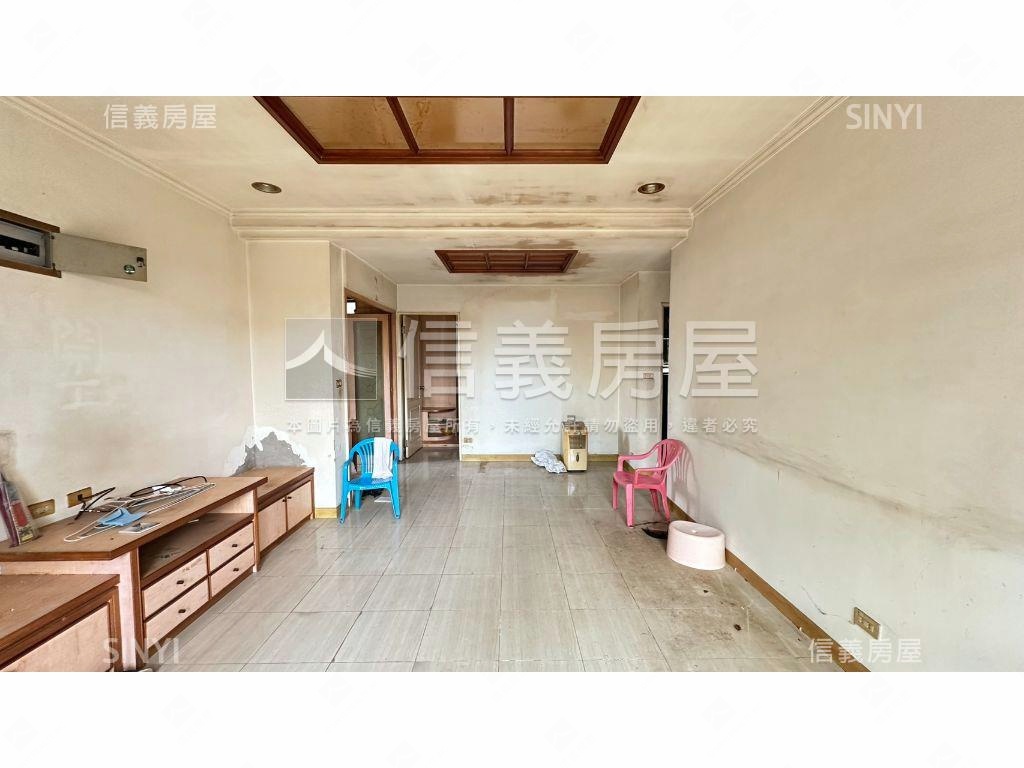 一層一戶四面採光！正！房屋室內格局與周邊環境