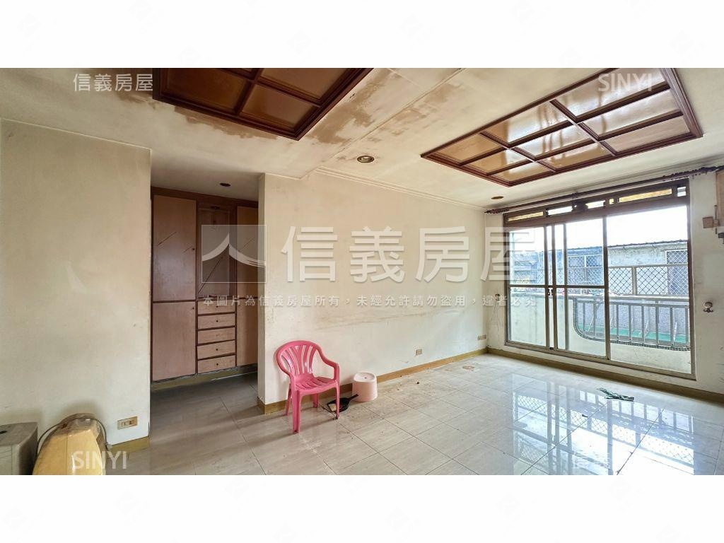 一層一戶四面採光！正！房屋室內格局與周邊環境
