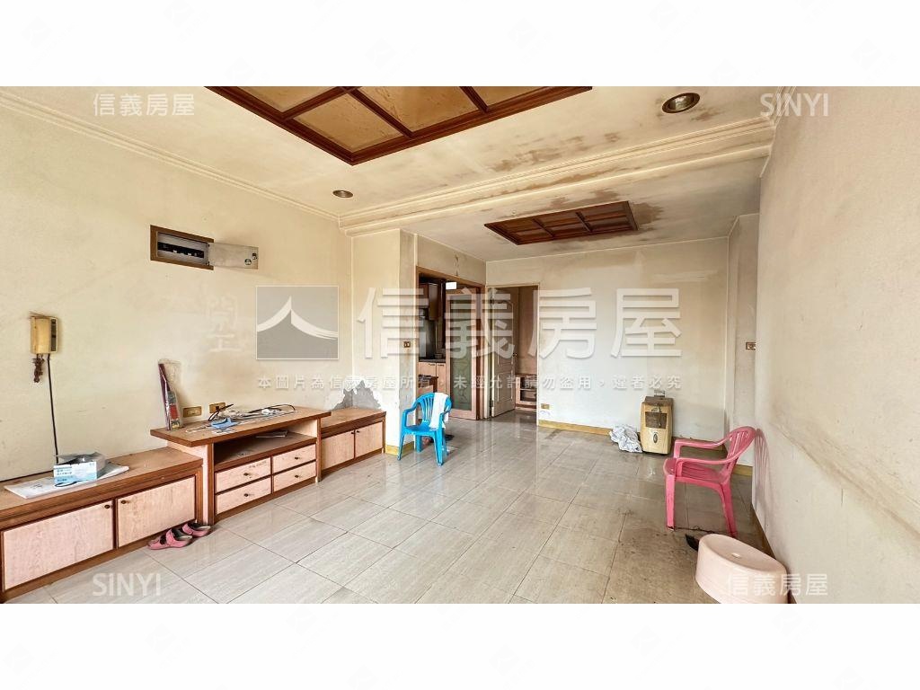 一層一戶四面採光！正！房屋室內格局與周邊環境