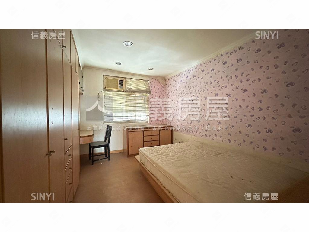 一層一戶四面採光！正！房屋室內格局與周邊環境