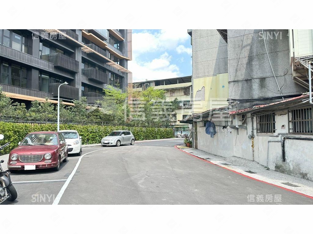 一層一戶四面採光！正！房屋室內格局與周邊環境