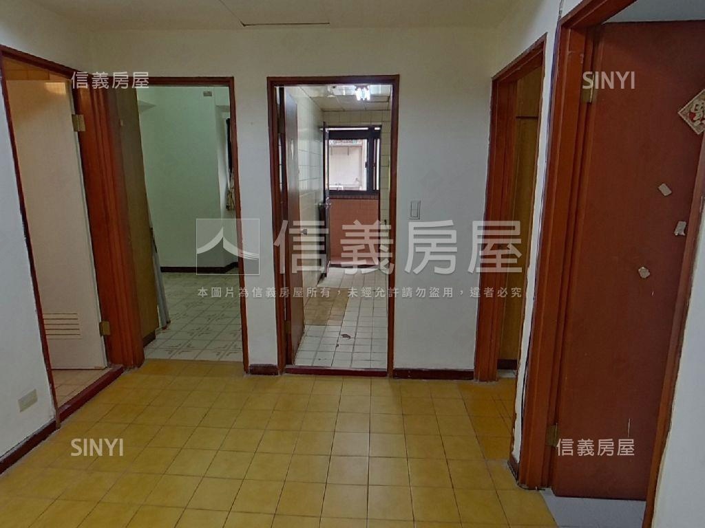 新生金華電梯邊間三房房屋室內格局與周邊環境