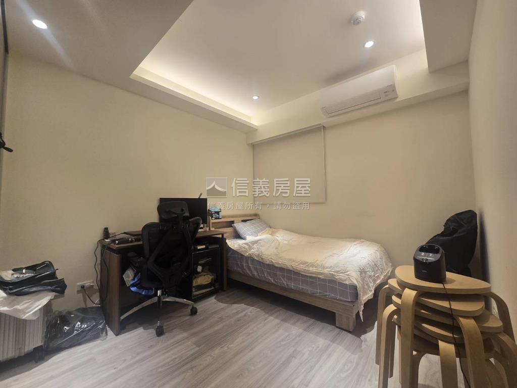 專任心天畝精緻兩房＋車位房屋室內格局與周邊環境
