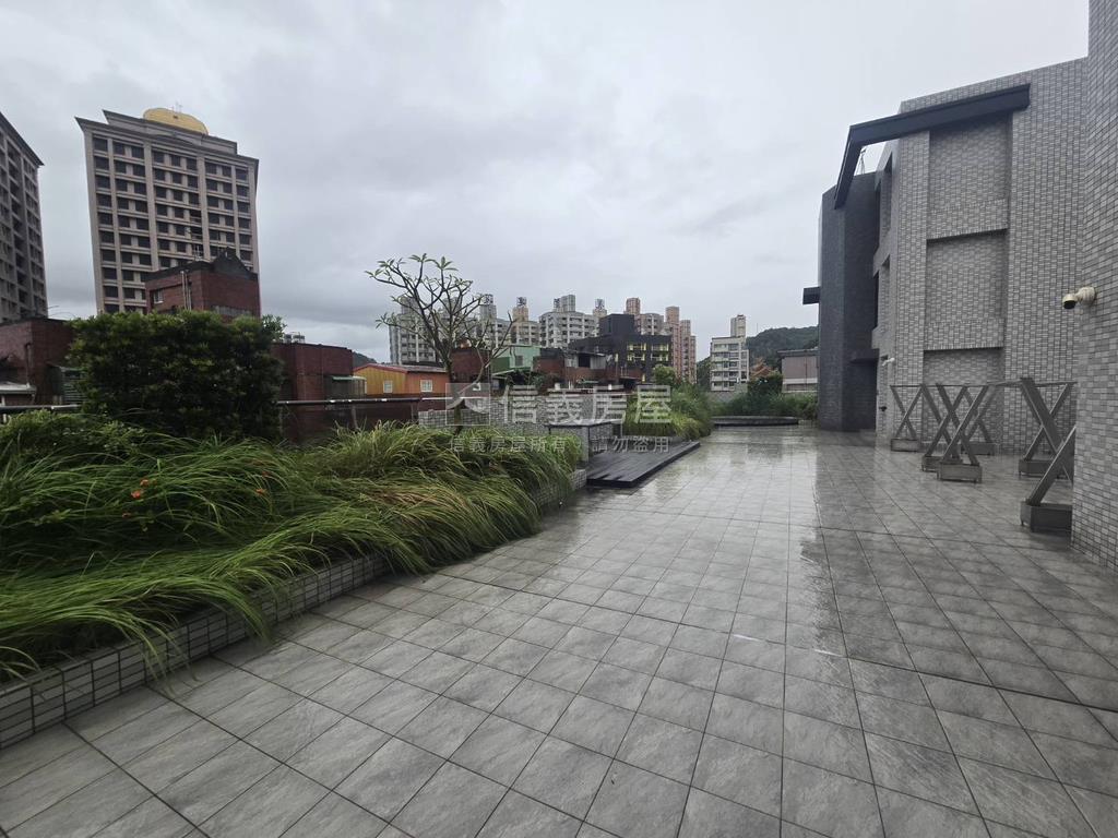 專任心天畝精緻兩房＋車位房屋室內格局與周邊環境
