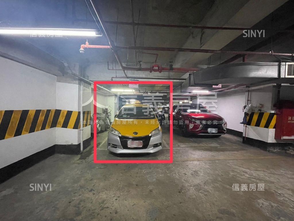 城龍獨立產權坡平大車位房屋室內格局與周邊環境