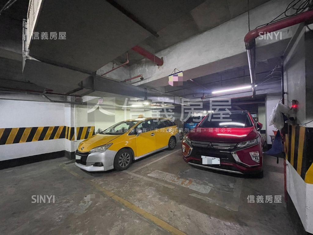 城龍獨立產權坡平大車位房屋室內格局與周邊環境