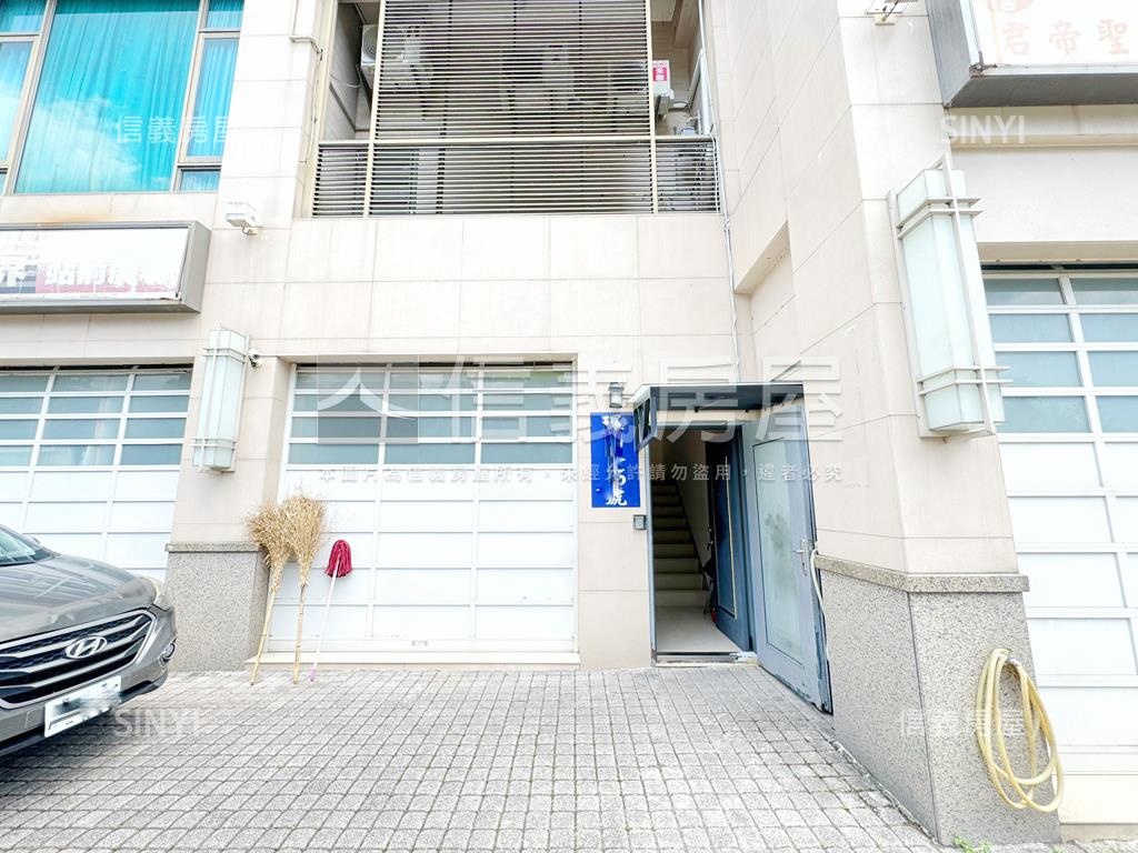 科技聚落．黃金角窗房屋室內格局與周邊環境