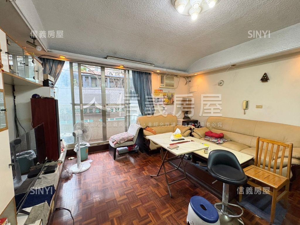 石牌捷運吉慶優質邊間３樓房屋室內格局與周邊環境