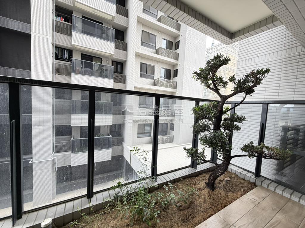 全新岡山兩房雙衛浴平車房屋室內格局與周邊環境