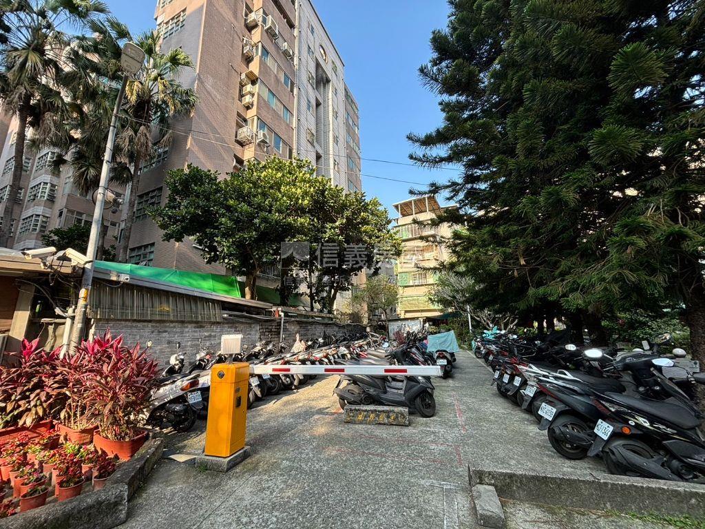 雙和新城｜質感裝潢三房房屋室內格局與周邊環境
