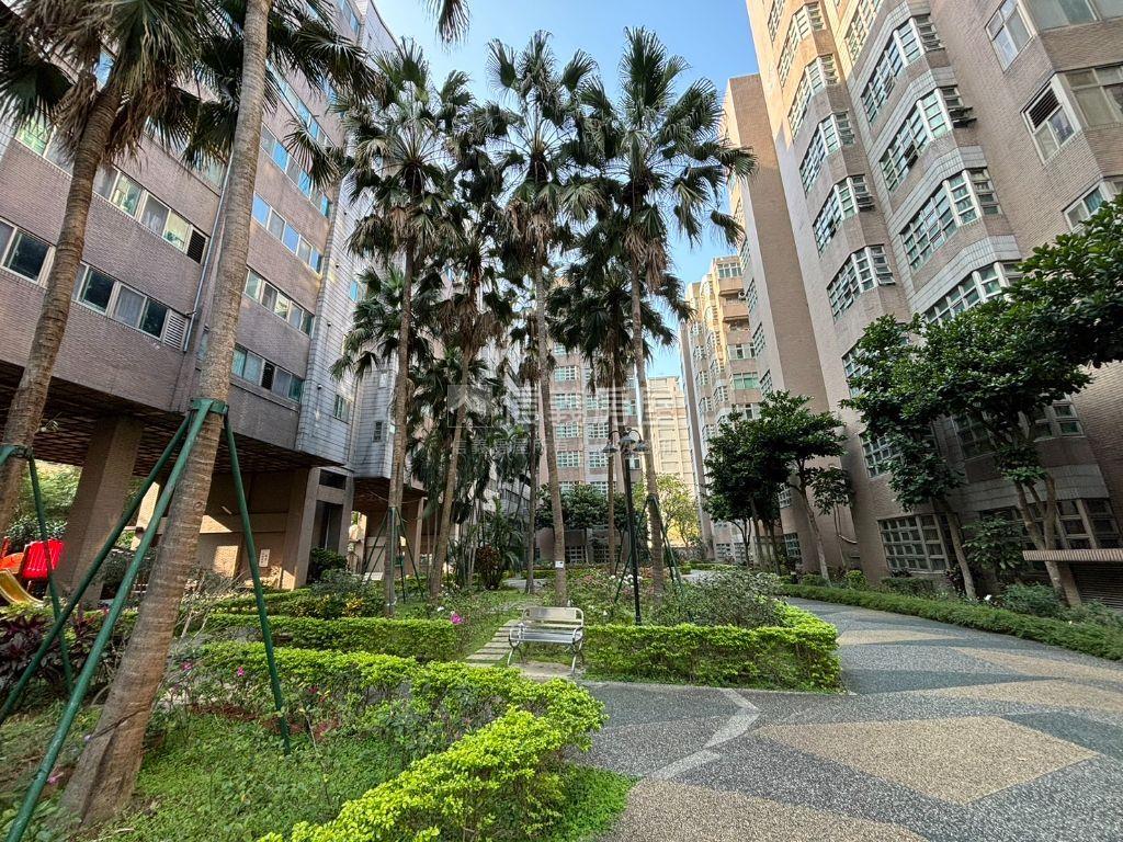 雙和新城｜質感裝潢三房房屋室內格局與周邊環境