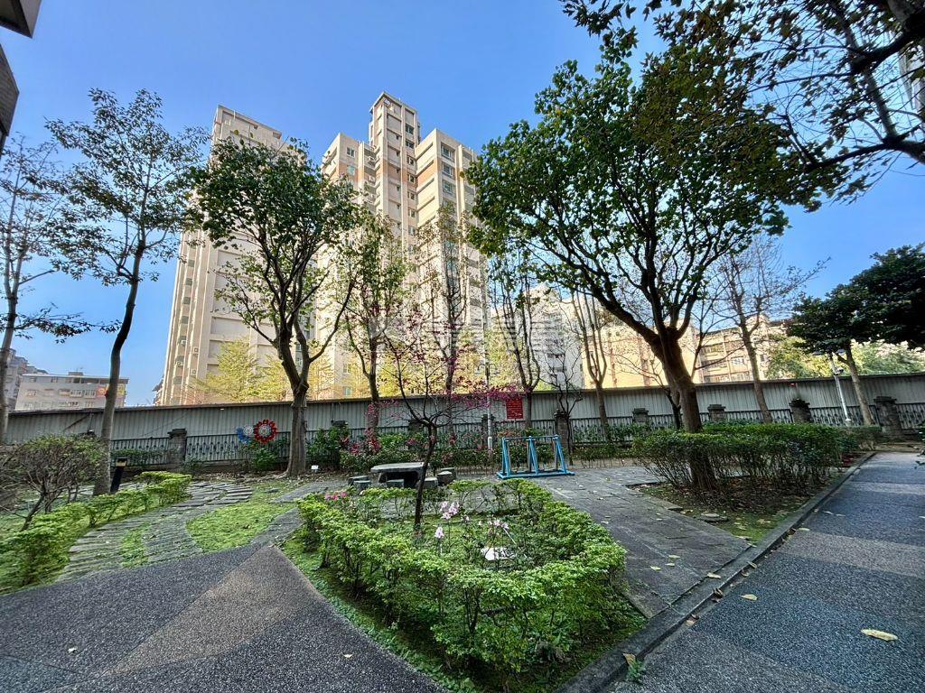 雙和新城｜質感裝潢三房房屋室內格局與周邊環境