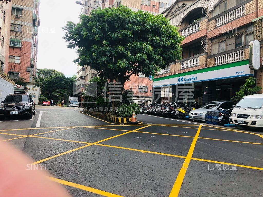近楊梅國民運動中心三房房屋室內格局與周邊環境