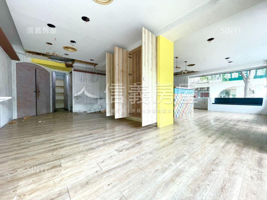 近捷運大面寬一二樓店辦房屋室內格局與周邊環境