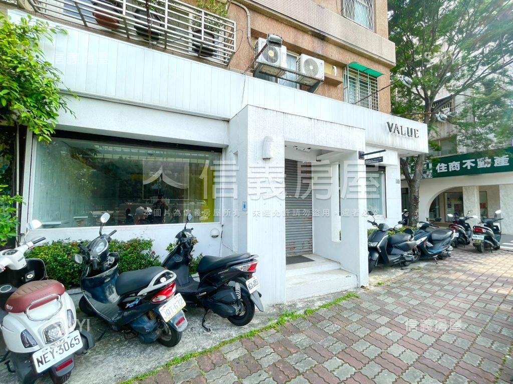 近捷運大面寬一二樓店辦房屋室內格局與周邊環境