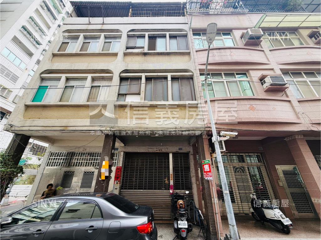 文化中心低總騎樓透天房屋室內格局與周邊環境