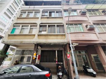 文化中心低總騎樓透天