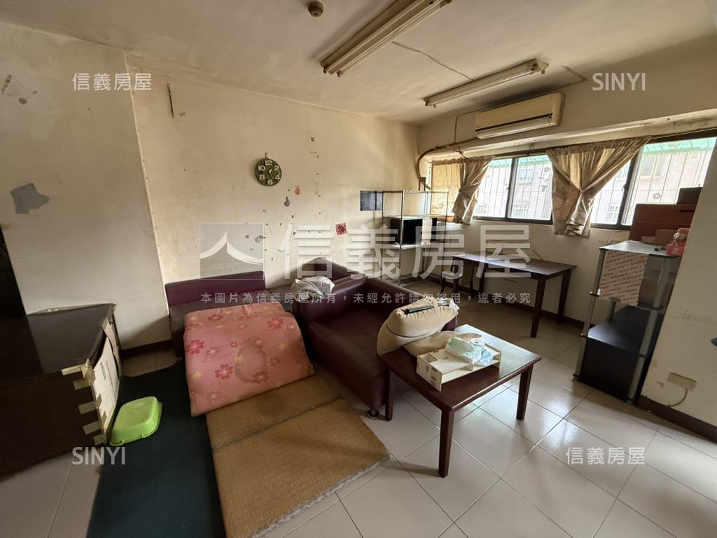 近文化中心高樓成家學區宅房屋室內格局與周邊環境