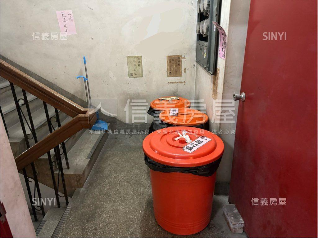 近文化中心高樓成家學區宅房屋室內格局與周邊環境
