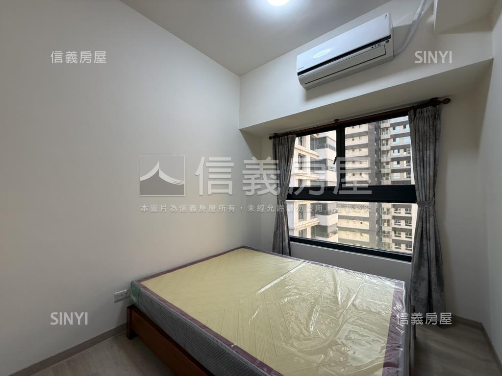 雙橡園３房車位房屋室內格局與周邊環境
