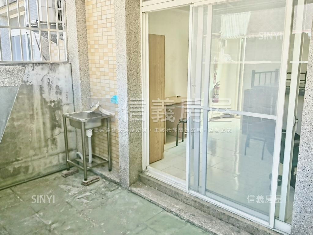 勤益旁太子建設收租透店房屋室內格局與周邊環境