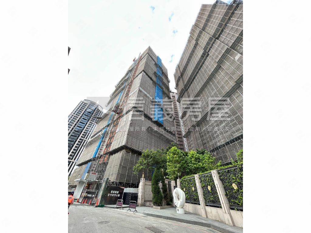 七期市政新鋭Ａ７邊間３房房屋室內格局與周邊環境