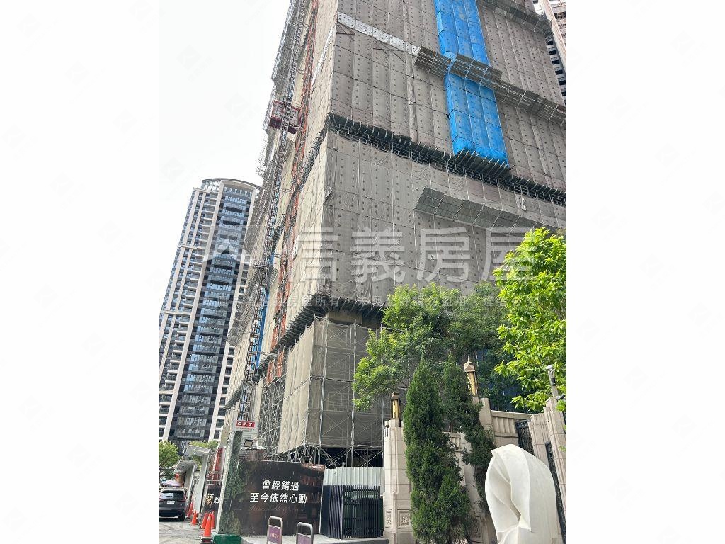 七期市政新鋭Ａ７邊間３房房屋室內格局與周邊環境