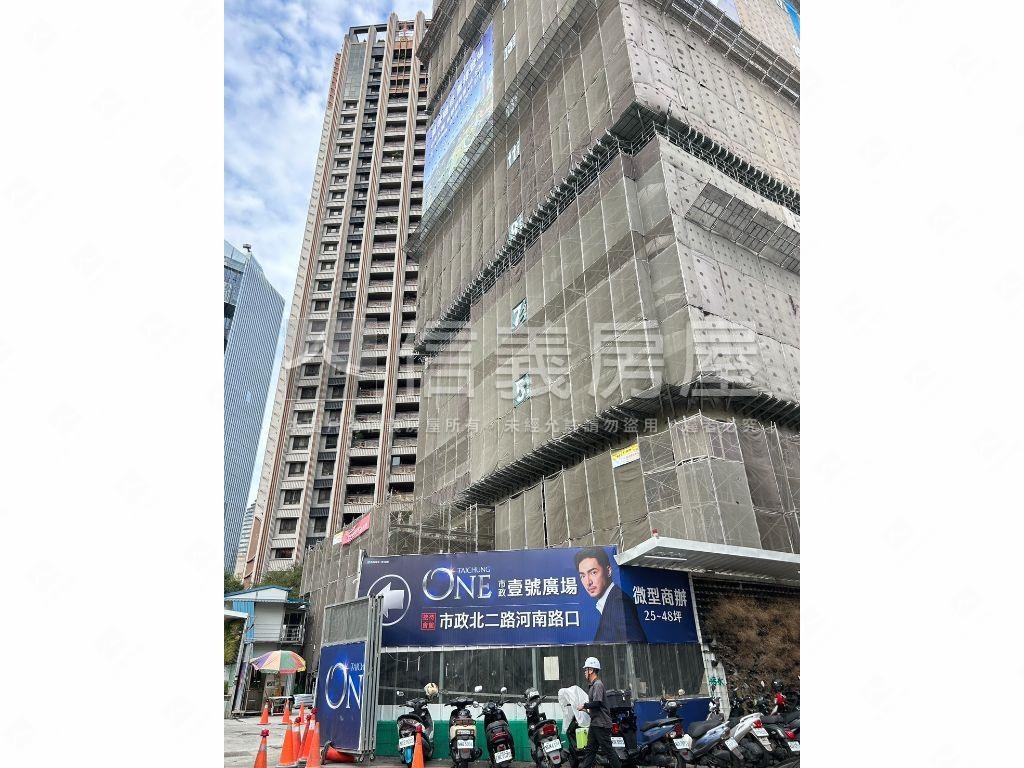 七期市政新鋭Ａ７邊間３房房屋室內格局與周邊環境