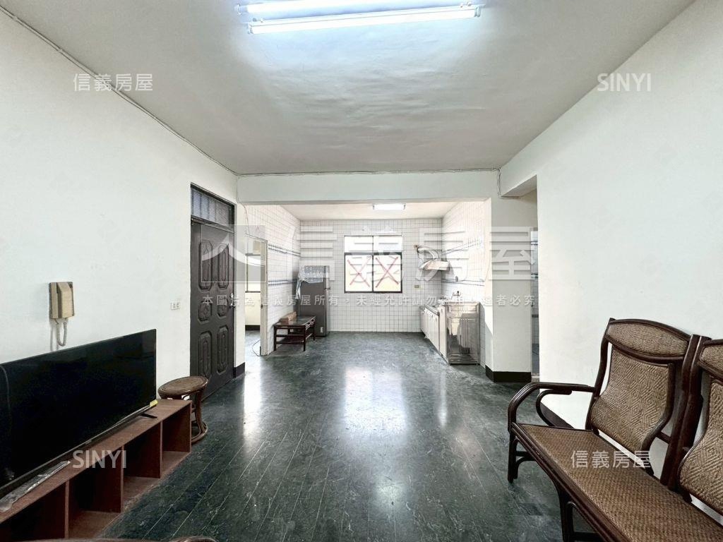 自由一路邊間美寓房屋室內格局與周邊環境